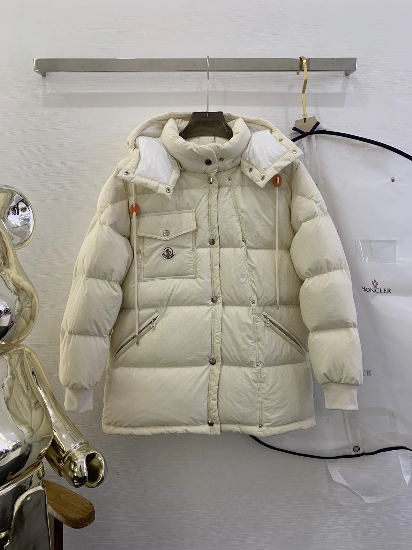 WG.Luxury-- 7o9385r Nylon White goose down 2Colour item:D-F409K0110-2
